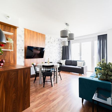 Big Apart - Atal Towers - 3 Rooms - Private Parking Place Breslávia Exterior foto