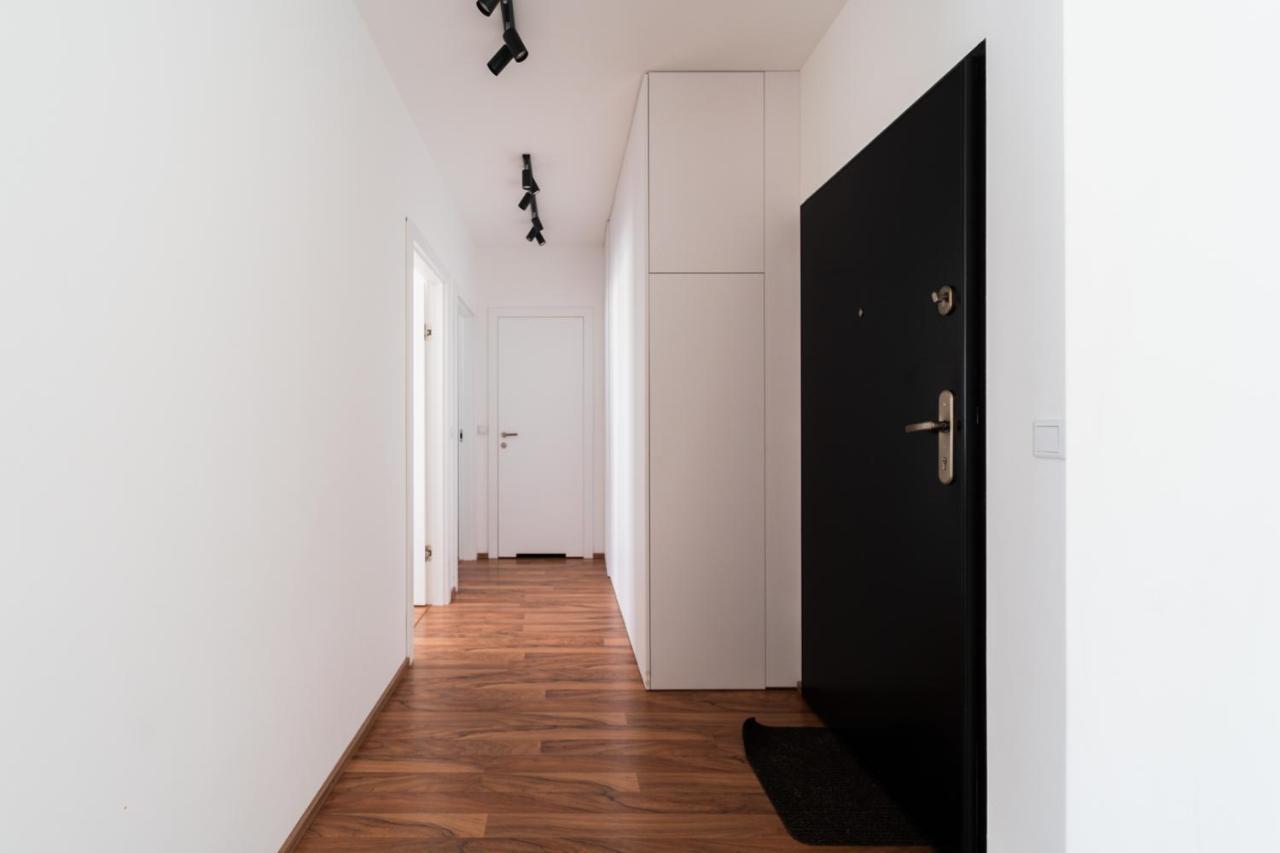 Big Apart - Atal Towers - 3 Rooms - Private Parking Place Breslávia Exterior foto